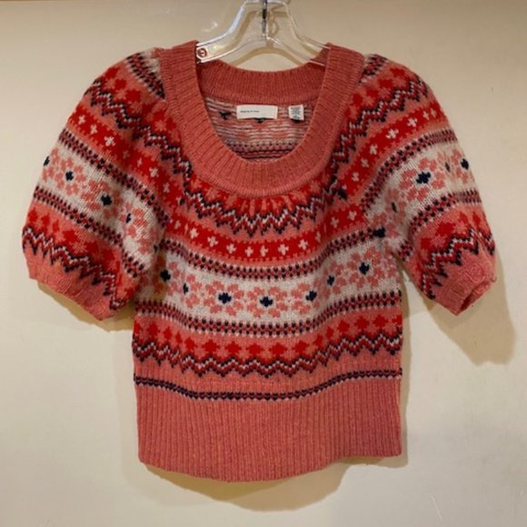 Adorable Puff Sleeve Sweater Sleeping on Snow / Anthropologie - Picture 3 of 6